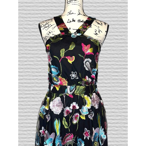 Cynthia Rowley Embroidered Floral Halter Dress Black Pink Size M Elegant - Picture 6 of 14